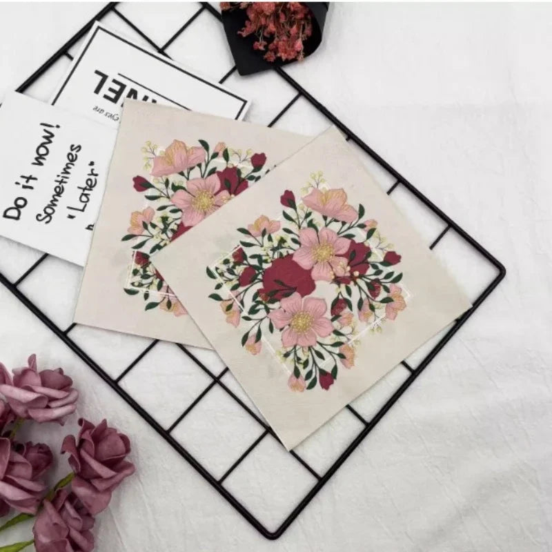 Servilletas con estampado de flores y hierba, de alta calidad