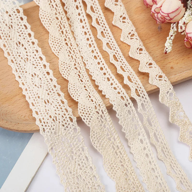 Cinta de encaje de algodón para costura, accesorio de 5M para costura color Beige.
