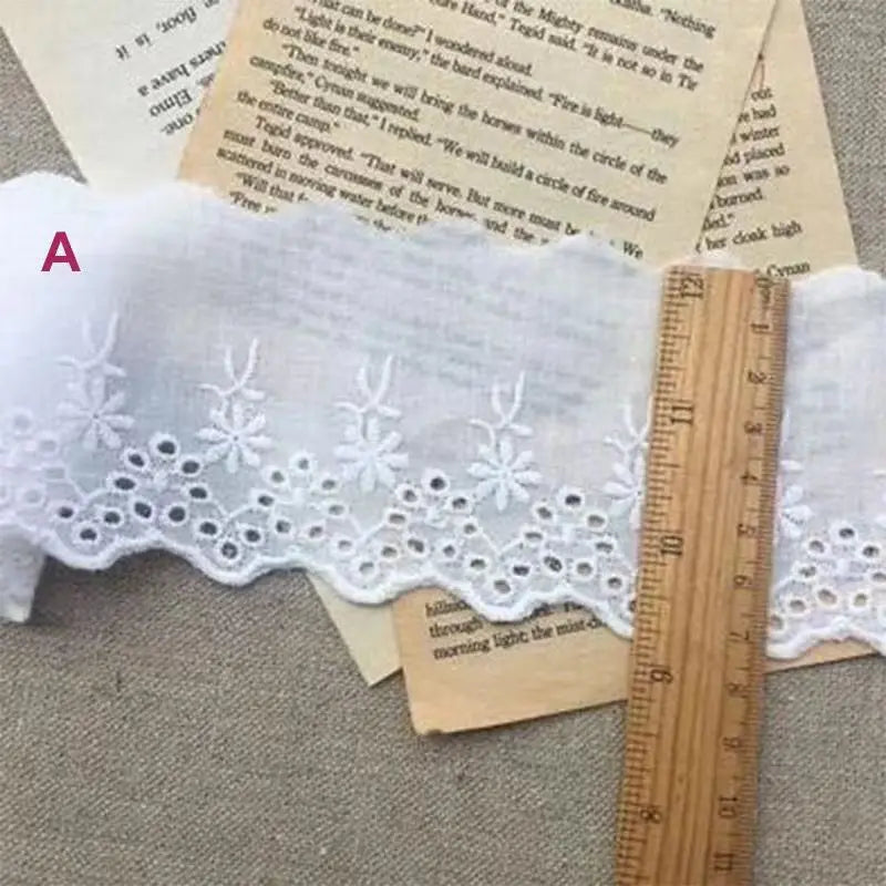 Tela de encaje de flores blancas bordadas de algodón, 15 yardas (13,7 mts)