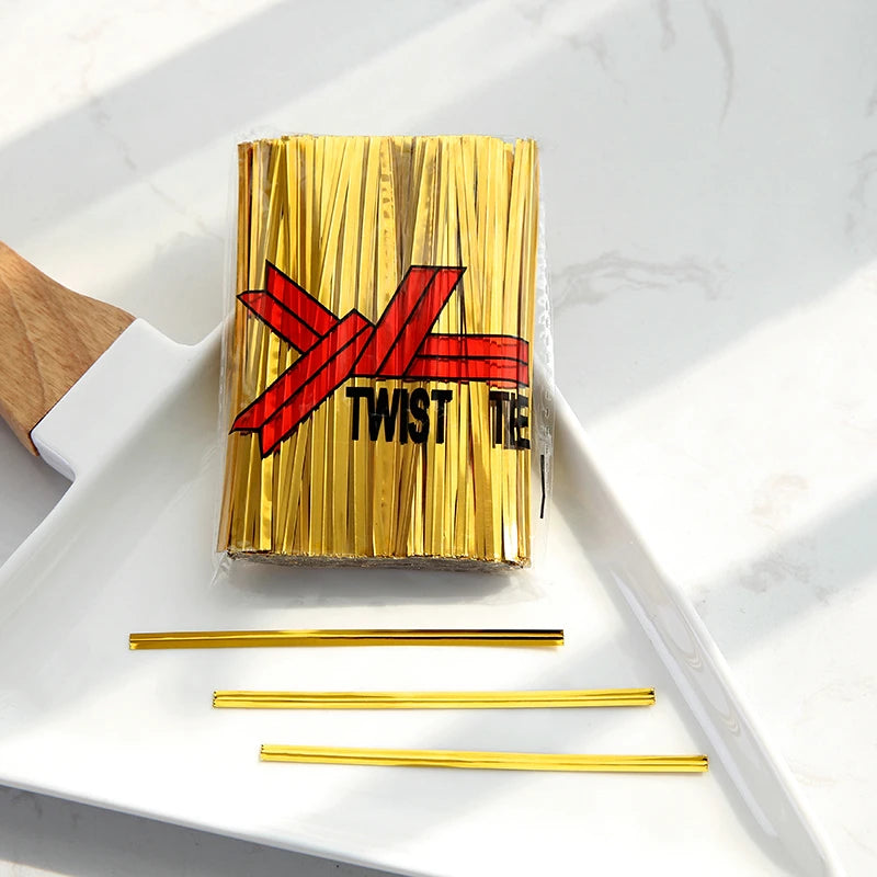 100 Bolsas de plástico transparente para dulces, galletas, pan, alimentos, etc., con alambre de cierre