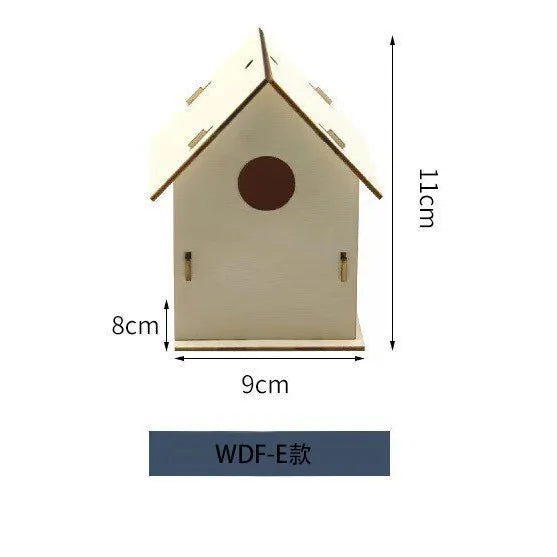 Casa para pájaros de madera hecha a mano para colgar en exteriores
