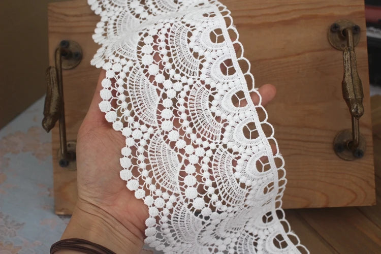 Cintas de encaje bordado de algodón blanco, 2 yardas (1,80 mts a aprox.)