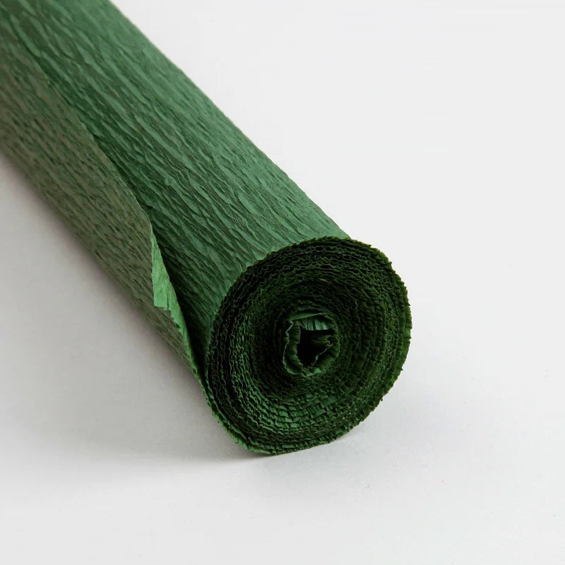 Rollo de papel crepé de colores de 50x250cm.