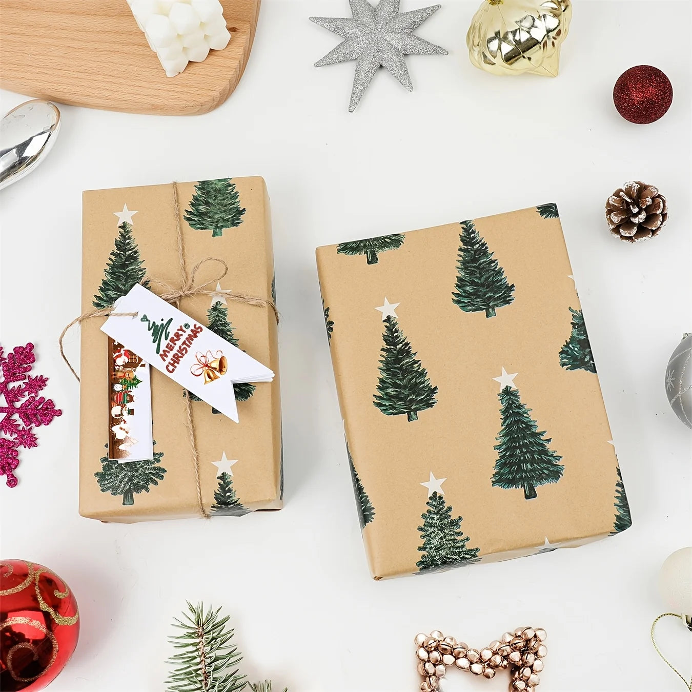 Papel de regalo navideño verde festivo con estampado de árbol, 17 x 118,1 pulgadas,  (43,18 x 299.974 cm)