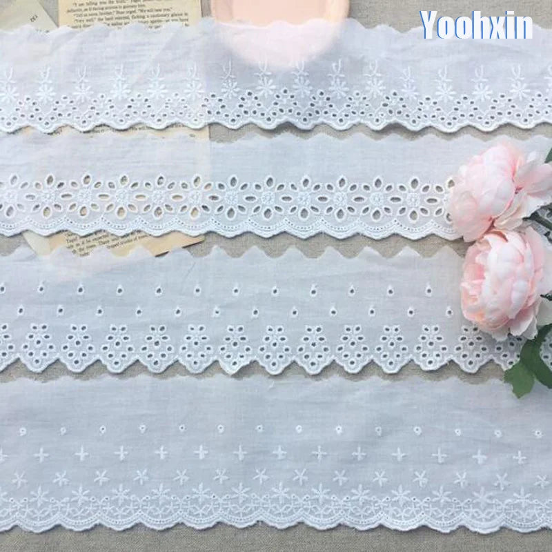 Tela de encaje de algodón bordada con flores blancas, para costura, apliques de decoración.
