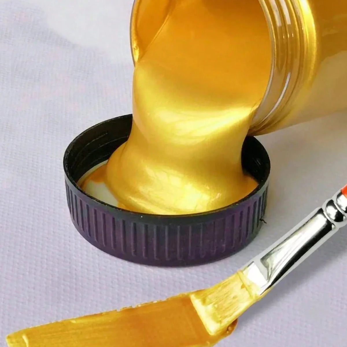 1 unidad de pintura acrílica de 100ml, en colores metalizados (oro, plata, cobre)