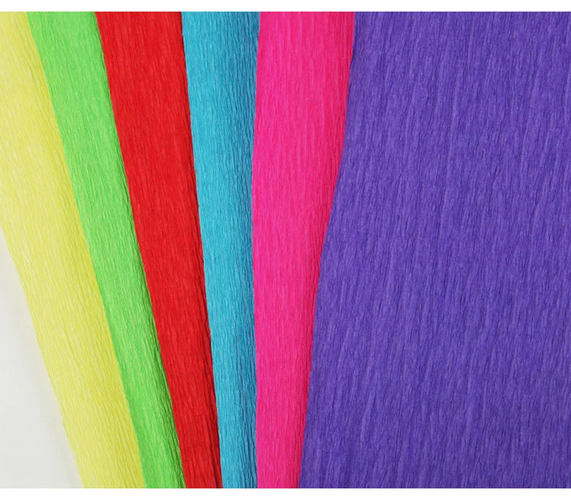 Rollo de papel crepé de colores de 50x250cm.