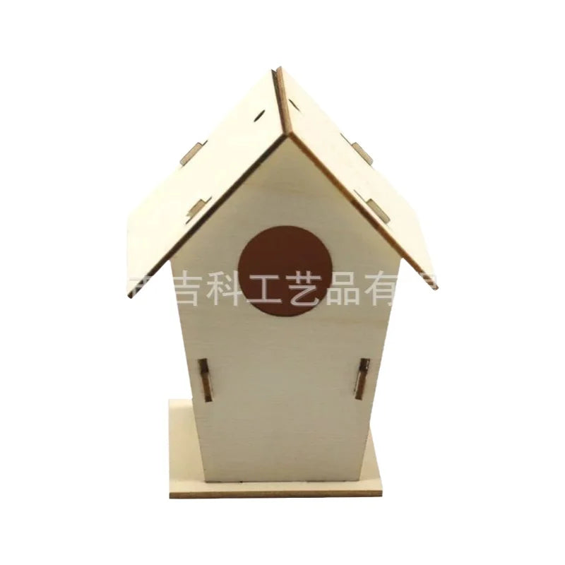 Casa para pájaros de madera hecha a mano para colgar en exteriores